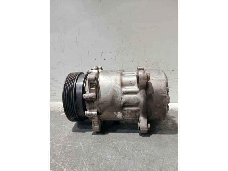 Recambio de compresor aire acondicionado para seat leon (1m1) referencia OEM IAM 1J0820803F  