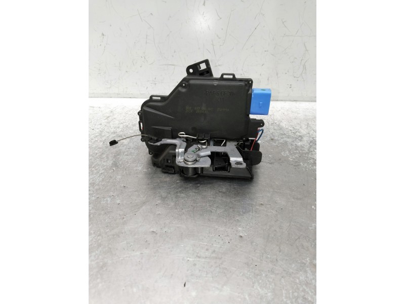 Recambio de motor cierre centralizado delantero derecho para volkswagen golf vi variant (aj5) advance referencia OEM IAM 3D18370