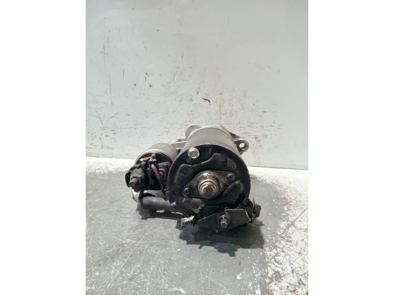 Recambio de motor arranque para volkswagen passat berlina (3b3) referencia OEM IAM   