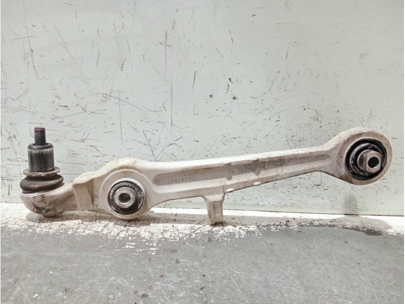 Recambio de brazo suspension inferior delantero izquierdo para volkswagen passat berlina (3b3) referencia OEM IAM 4B0407155  