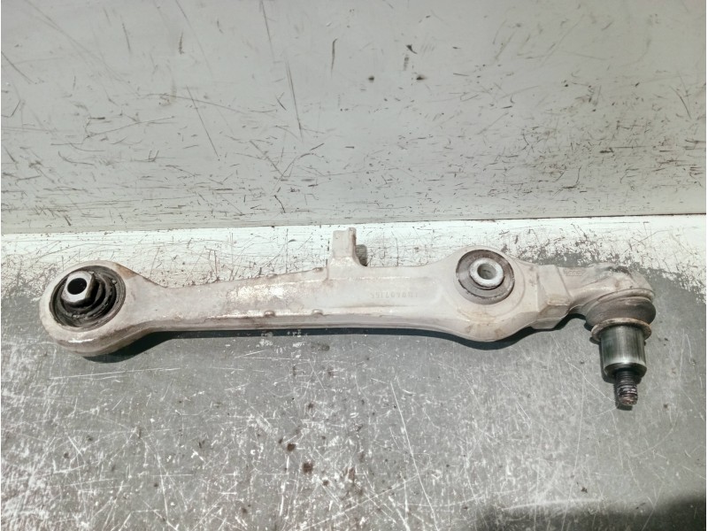 Recambio de brazo suspension inferior delantero izquierdo para volkswagen passat berlina (3b3) referencia OEM IAM 4B0407155  