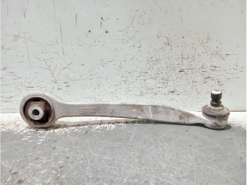Recambio de brazo suspension superior delantero izquierdo para volkswagen passat berlina (3b3) referencia OEM IAM   