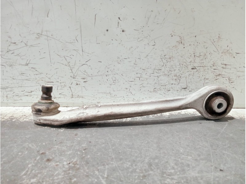 Recambio de brazo suspension superior delantero izquierdo para volkswagen passat berlina (3b3) referencia OEM IAM   
