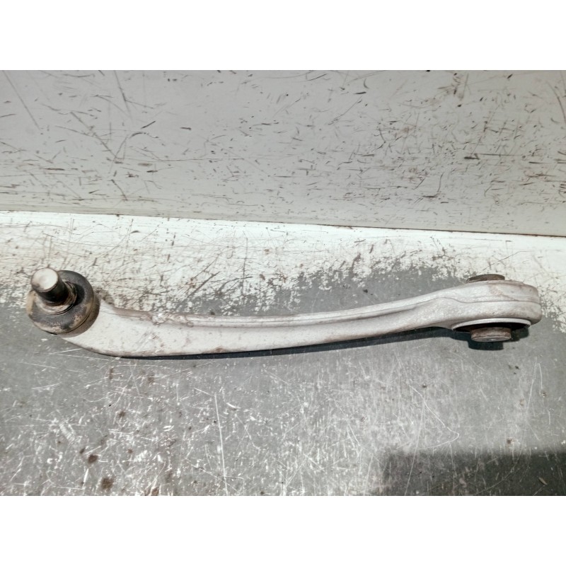 Recambio de brazo suspension superior delantero izquierdo para volkswagen passat berlina (3b3) referencia OEM IAM   