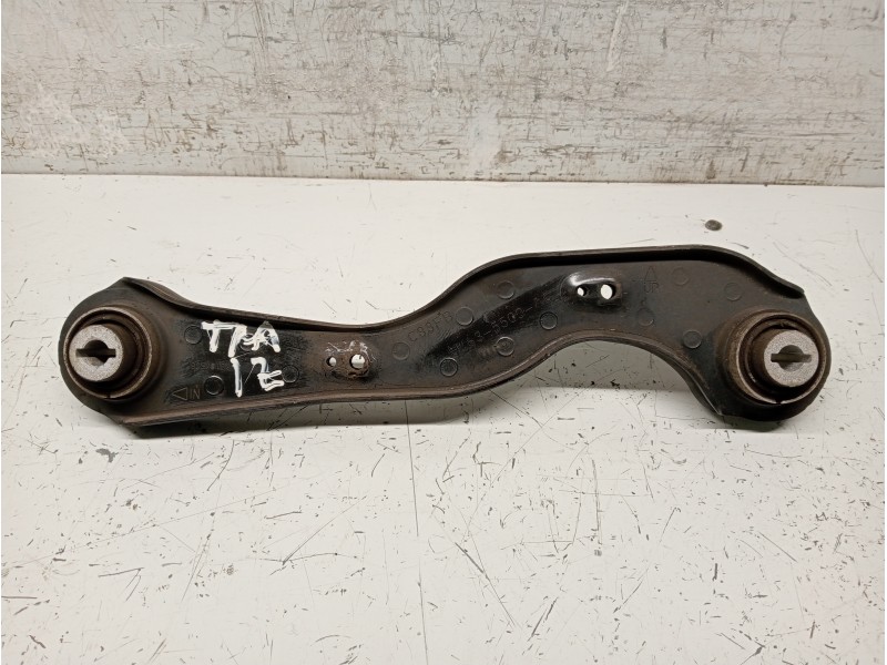 Recambio de brazo suspension superior trasero izquierdo para jaguar f-pace referencia OEM IAM HK835500AC  
