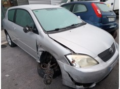 toyota corolla (e12) del año 2004