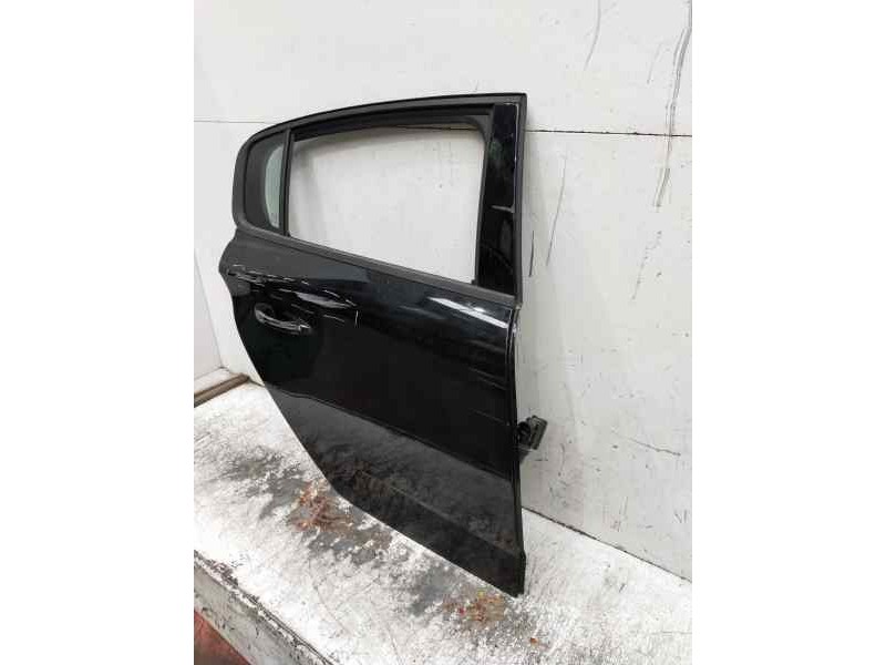 Recambio de puerta trasera derecha para peugeot 308 referencia OEM IAM   