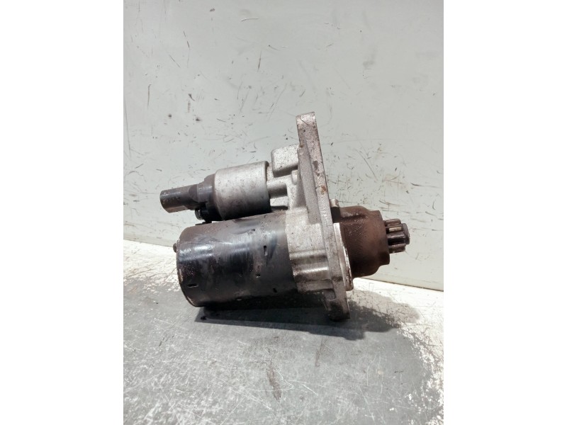 Recambio de motor arranque para volkswagen polo (9n3) referencia OEM IAM 02T911023R 0001120406 