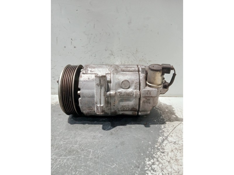 Recambio de compresor aire acondicionado para volkswagen polo (9n3) referencia OEM IAM 6Q0820803R 8741F 