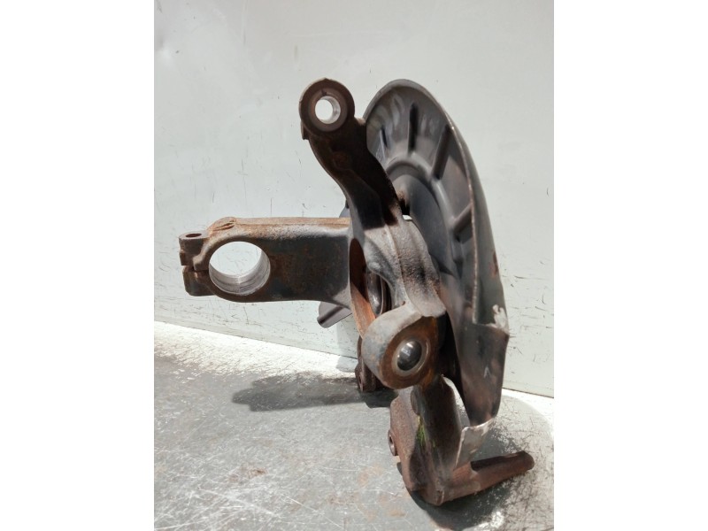 Recambio de mangueta delantera derecha para volkswagen polo (9n3) referencia OEM IAM 6Q0256AC  