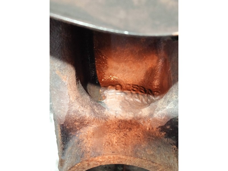 Recambio de mangueta delantera derecha para volkswagen polo (9n3) referencia OEM IAM 6Q0256AC  