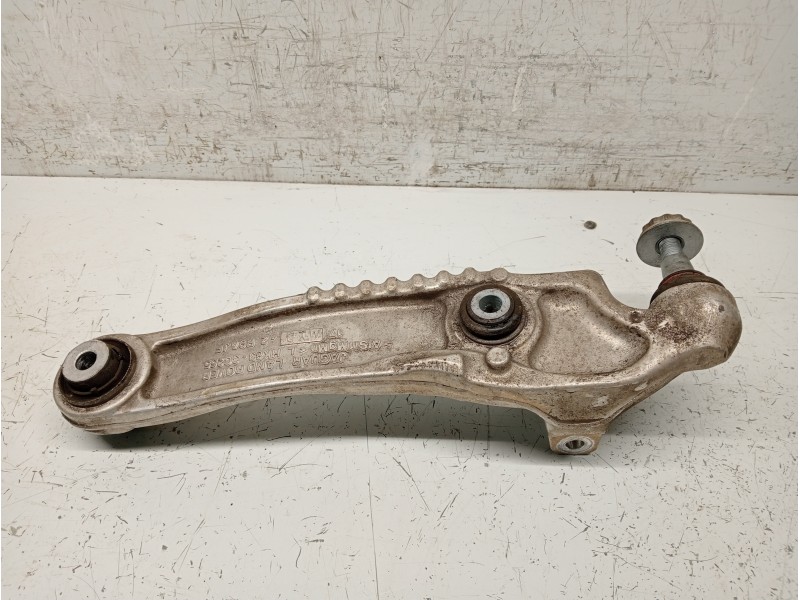 Recambio de brazo suspension inferior delantero derecho para jaguar f-pace referencia OEM IAM HK833C255 HK833C255BA 