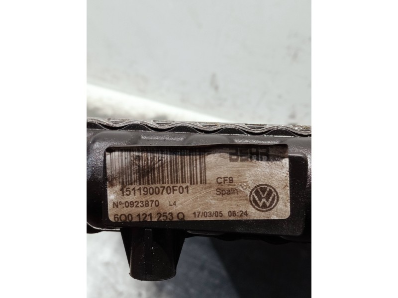 Recambio de radiador agua para volkswagen polo (9n3) referencia OEM IAM 6Q0121253Q 151190070F01 