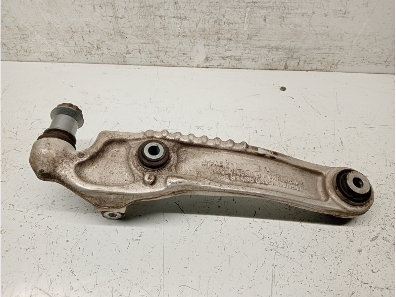 Recambio de brazo suspension inferior delantero derecho para jaguar f-pace referencia OEM IAM HK833C254 HK833C254BA  Recambio de brazo suspension inferior delantero derecho para jaguar f-pace referencia OEM IAM HK833C254 HK833C254BA