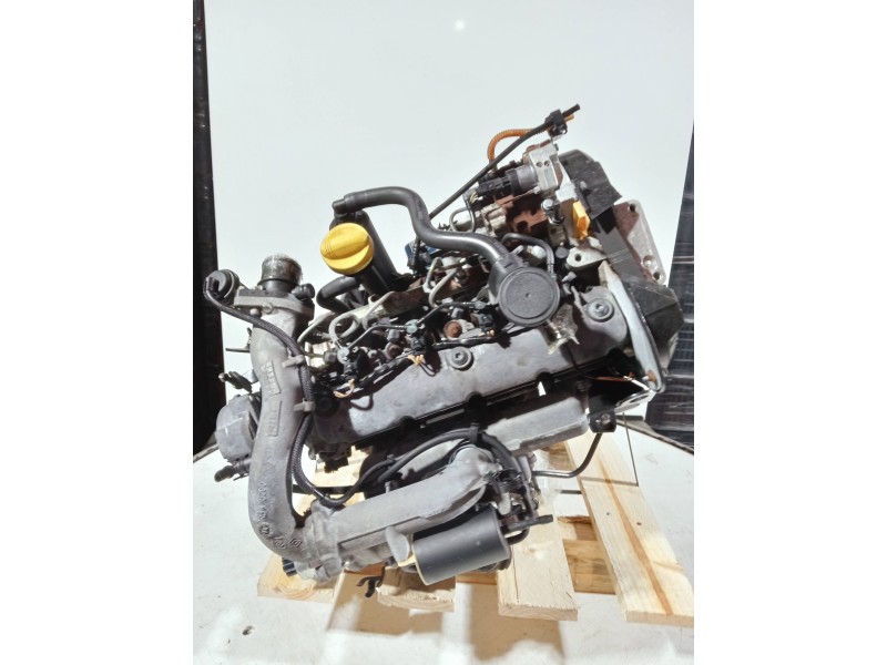 Recambio de motor completo para renault megane ii berlina 5p referencia OEM IAM F9QB800 C3784531 BOSCH