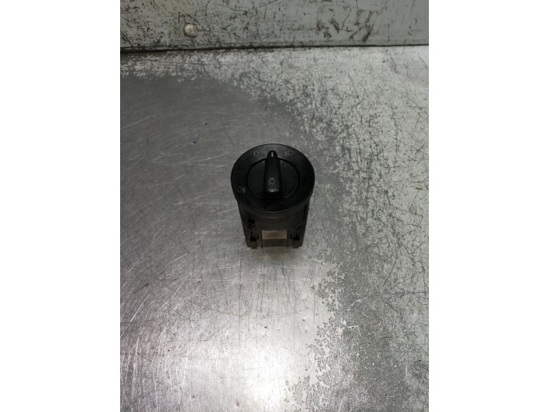 Recambio de mando luces para volkswagen golf iv berlina (1j1) referencia OEM IAM 1C0941531 INTERRUPTOR 