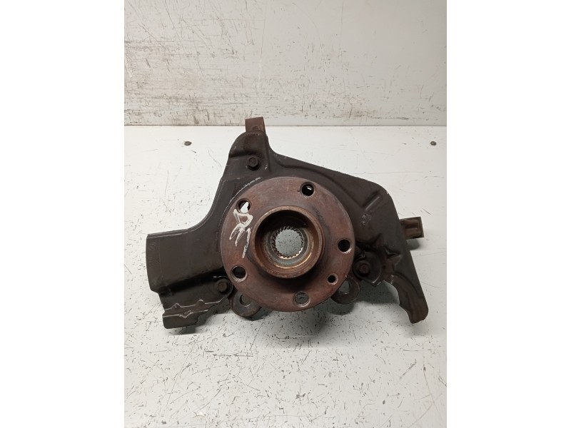 Recambio de mangueta delantera derecha para fiat doblo cargo referencia OEM IAM   