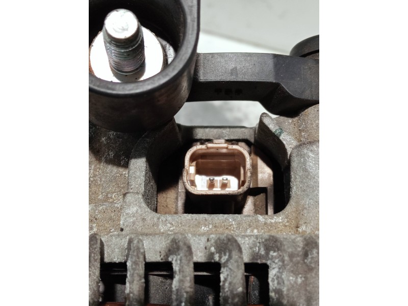 Recambio de alternador para peugeot 407 sw referencia OEM IAM 9654752880 A004TJ0084C 