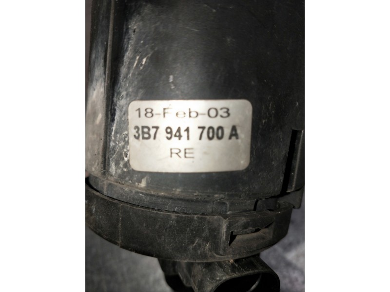 Recambio de faro antiniebla derecho para volkswagen passat berlina (3b3) referencia OEM IAM 3B7941700A  