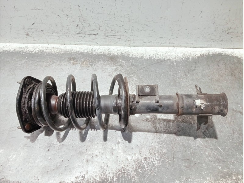 Recambio de amortiguador delantero derecho para volvo s40 berlina referencia OEM IAM 30884196  