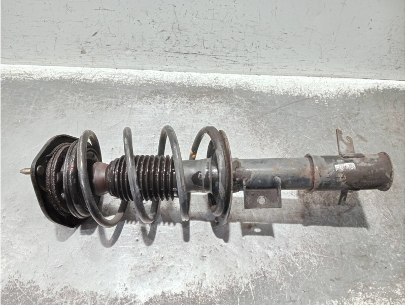 Recambio de amortiguador delantero izquierdo para volvo s40 berlina referencia OEM IAM 30884195  