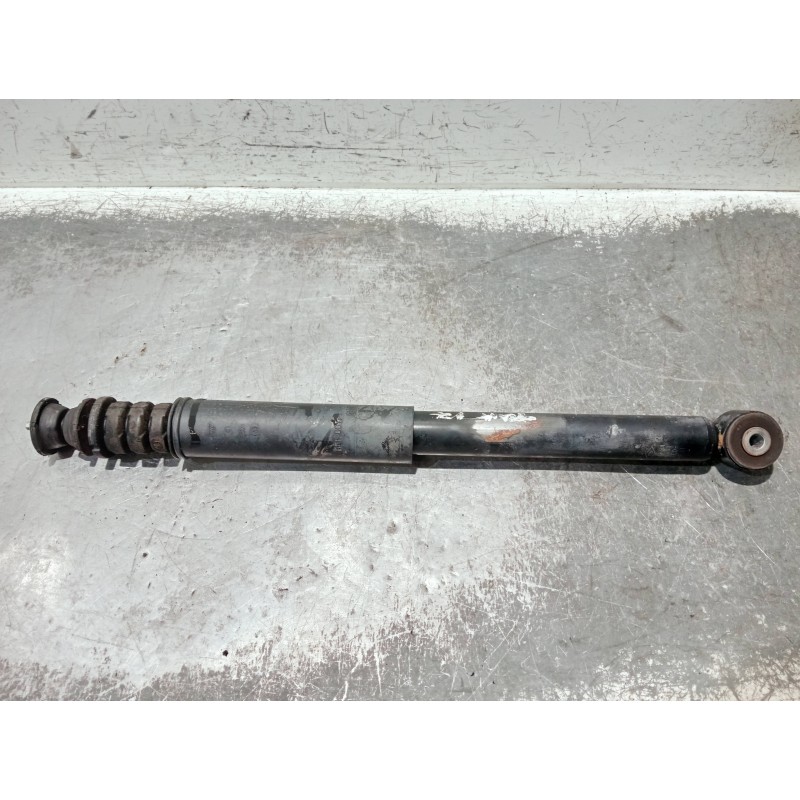 Recambio de amortiguador trasero izquierdo para renault clio ii fase ii (b/cb0) referencia OEM IAM 8200662259 03071000594 
