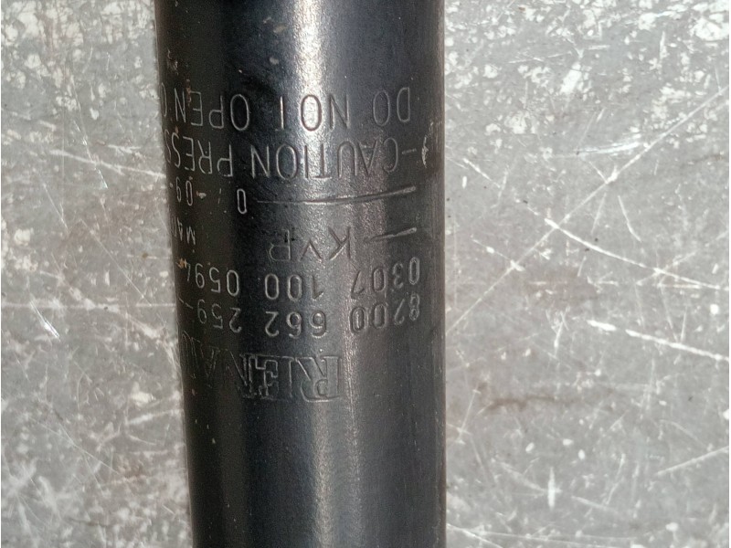 Recambio de amortiguador trasero izquierdo para renault clio ii fase ii (b/cb0) referencia OEM IAM 8200662259 03071000594 