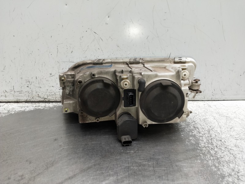Recambio de faro derecho para volvo s40 berlina referencia OEM IAM 1AG00786134  