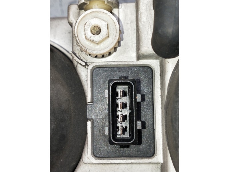 Recambio de faro derecho para volvo s40 berlina referencia OEM IAM 1AG00786134  