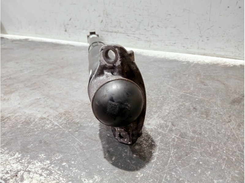 Recambio de amortiguador trasero derecho para volkswagen touran (5t1) referencia OEM IAM 5QA512011AQ  