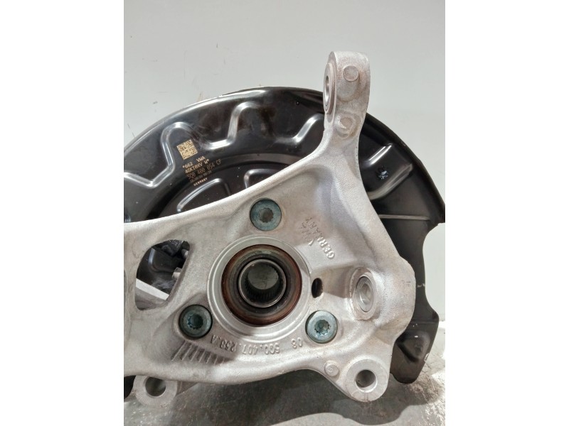 Recambio de mangueta delantera derecha para volkswagen touran (5t1) referencia OEM IAM 5Q0407258A 5Q0400054CF 