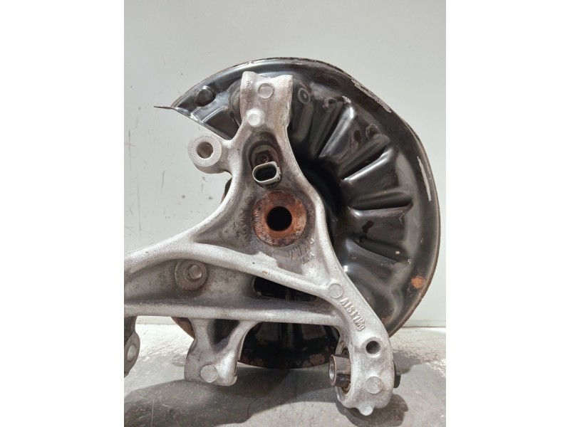 Recambio de mangueta trasera derecha para volkswagen touran (5t1) referencia OEM IAM 5QA505436A  