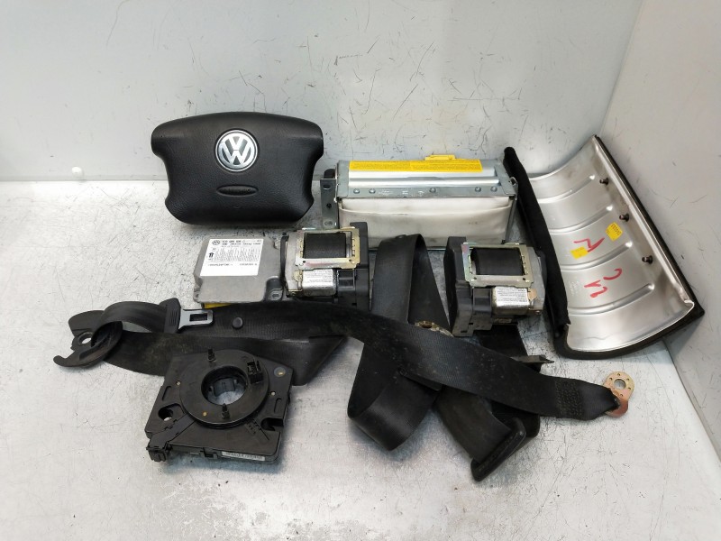 Recambio de kit airbag para volkswagen passat berlina (3b3) referencia OEM IAM 1C0909605C 5WK43130 