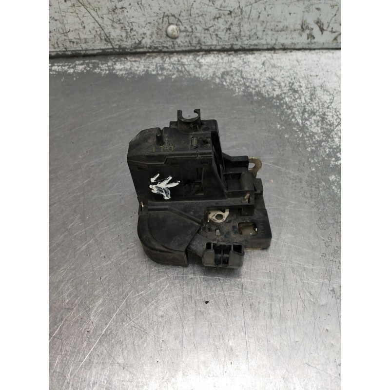 Recambio de motor cierre centralizado delantero derecho para renault megane i fase 2 berlina (ba0) referencia OEM IAM   