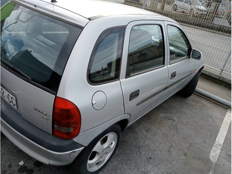opel corsa b del año 1999