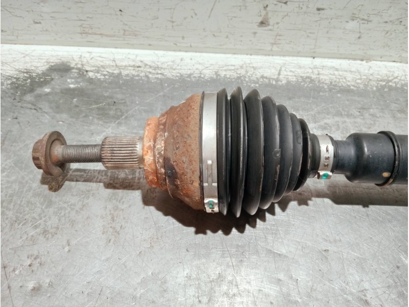 Recambio de transmision delantera derecha para volkswagen touran (5t1) referencia OEM IAM 3Q0407272BP  