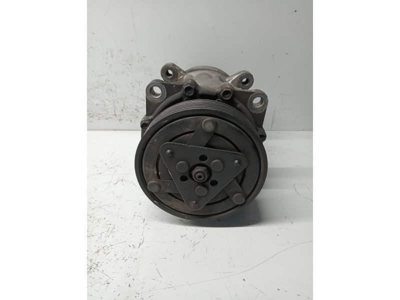 Recambio de compresor aire acondicionado para volkswagen golf iv berlina (1j1) referencia OEM IAM   