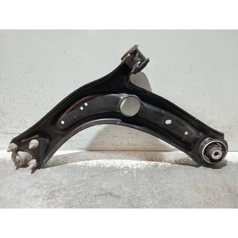 Recambio de brazo suspension inferior delantero derecho para volkswagen touran (5t1) referencia OEM IAM 3Q0407154B  