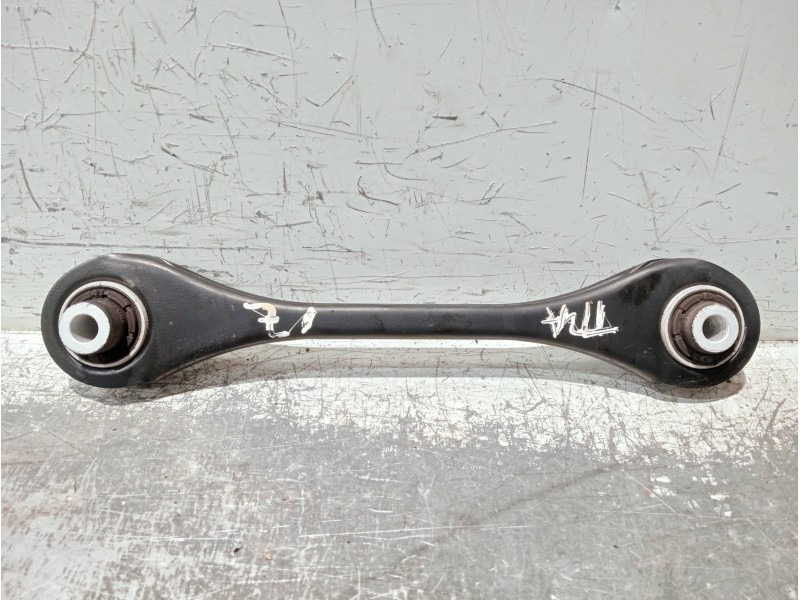 Recambio de brazo suspension inferior trasero izquierdo para volkswagen touran (5t1) referencia OEM IAM 5Q0501529C  