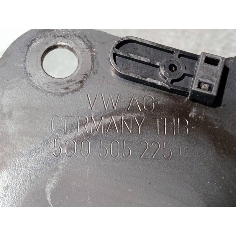 Recambio de brazo suspension inferior trasero izquierdo para volkswagen touran (5t1) referencia OEM IAM 5Q0505225  