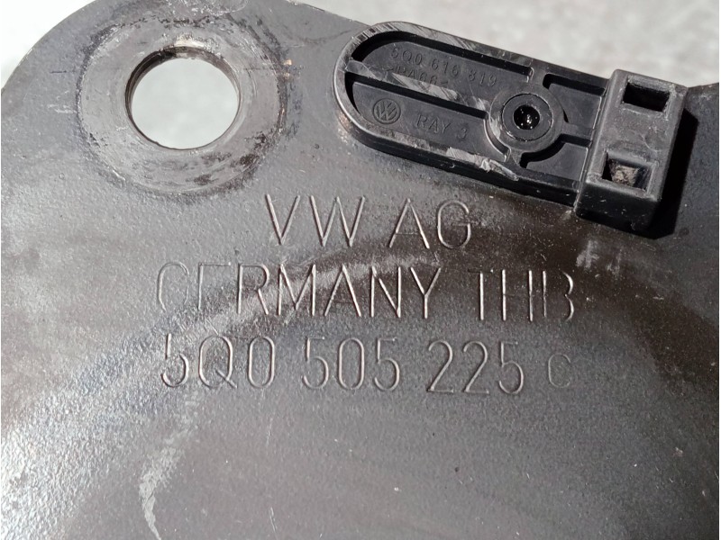 Recambio de brazo suspension inferior trasero izquierdo para volkswagen touran (5t1) referencia OEM IAM 5Q0505225  