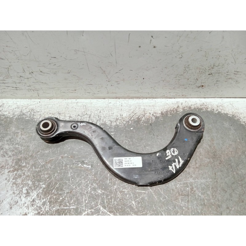 Recambio de brazo suspension superior trasero derecho para volkswagen touran (5t1) referencia OEM IAM 5Q0505323D  
