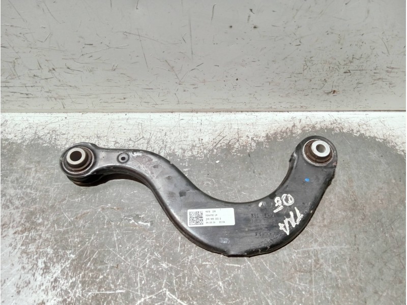 Recambio de brazo suspension superior trasero derecho para volkswagen touran (5t1) referencia OEM IAM 5Q0505323D  