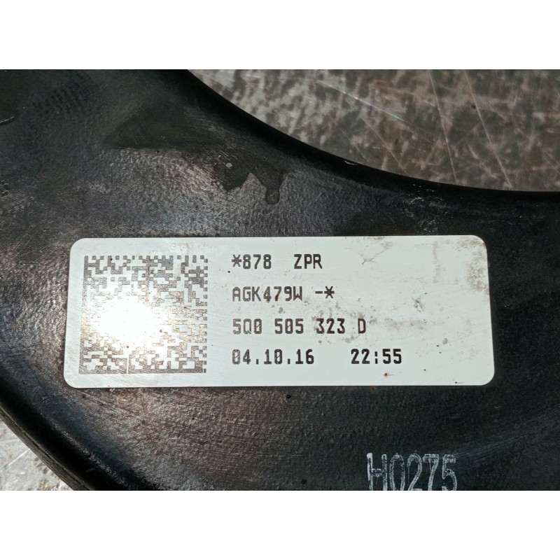 Recambio de brazo suspension superior trasero izquierdo para volkswagen touran (5t1) referencia OEM IAM 5Q0505323D  
