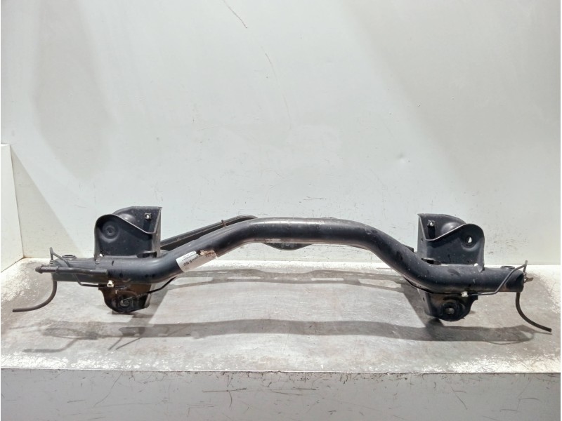 Recambio de puente trasero para volkswagen touran (5t1) referencia OEM IAM 5QA505315B 5QA50003 CUNA