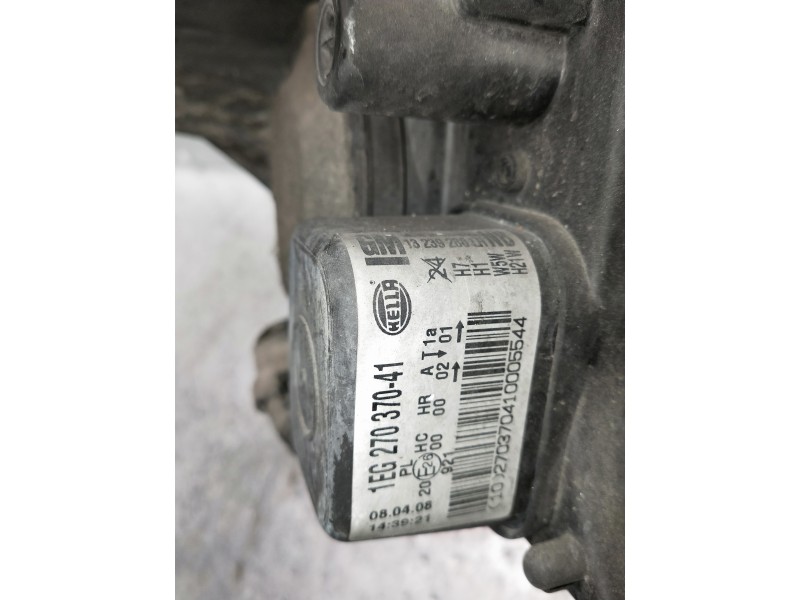 Recambio de faro izquierdo para opel astra h berlina referencia OEM IAM 13239288  