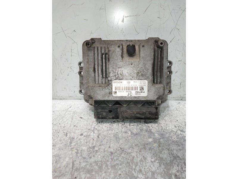 Recambio de centralita motor uce para opel astra h berlina referencia OEM IAM 0281014643 98074154 8980741541