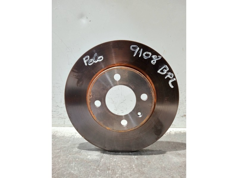 Recambio de disco freno delantero para volkswagen polo (9n1) referencia OEM IAM   