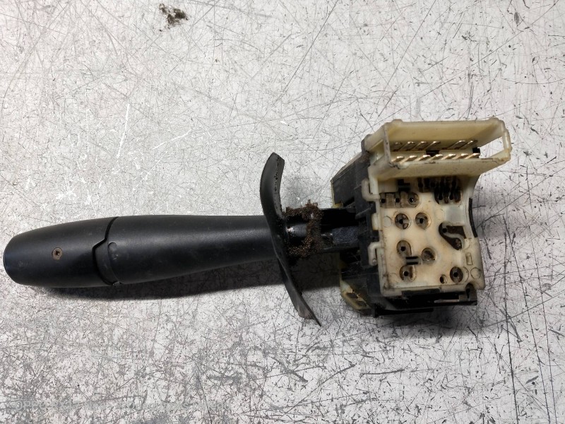 Recambio de mando limpia para renault trafic (desde 5.89) t 1100 referencia OEM IAM   