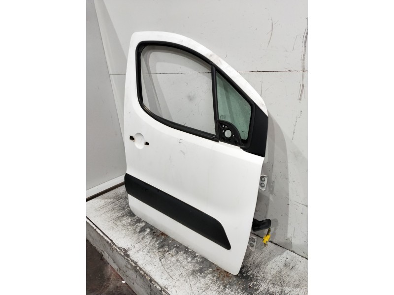 Recambio de puerta delantera derecha para citroen berlingo cuadro referencia OEM IAM   4P